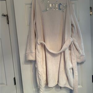 Juicy Couture crème Sequin Embellished Robe new with tags